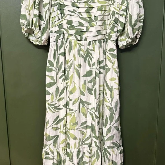 LC Lauren Conrad | Dresses | Lc Lauren Conrad Green Leaf Print Dress | Poshmark LC Lauren Conrad | Dresses | Lc Lauren Conrad Green Leaf Print Dress | Poshmark